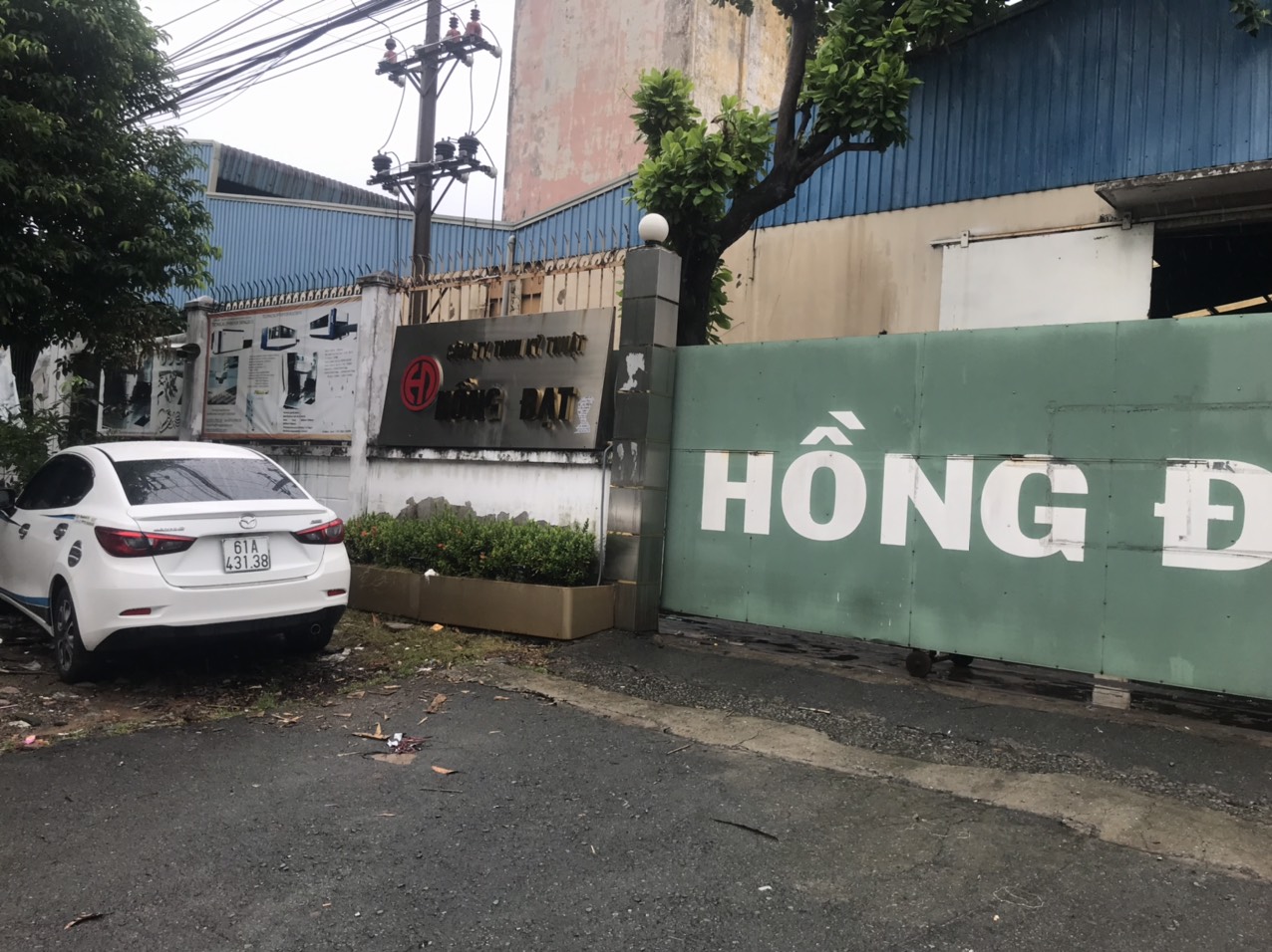 Outside of the company (3)